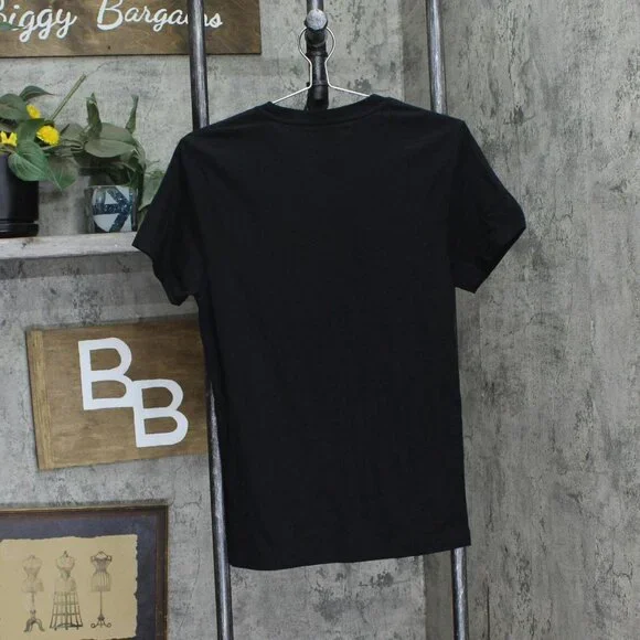 NWT Disney Men's Halloween Family Glow In The Dark T-Shirt Tee 980417554 M Black - Picture 4 of 5